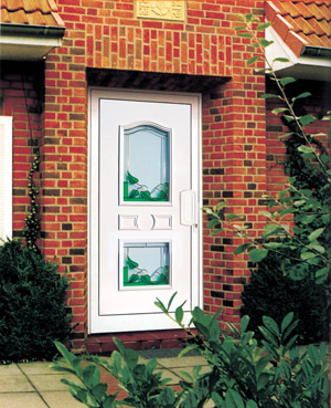 Вхідні двері ПВХ - декоративна палень з вітражами (ФОТО)