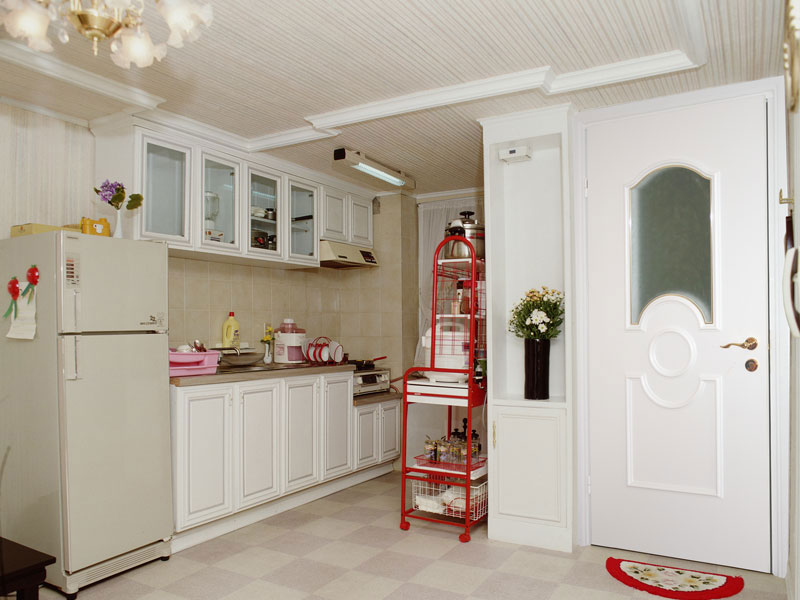 Міжкімнатні двері на кухню Міжкімнатні двері на кухню