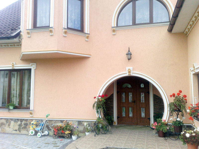 Двері пластикові вхідної групи