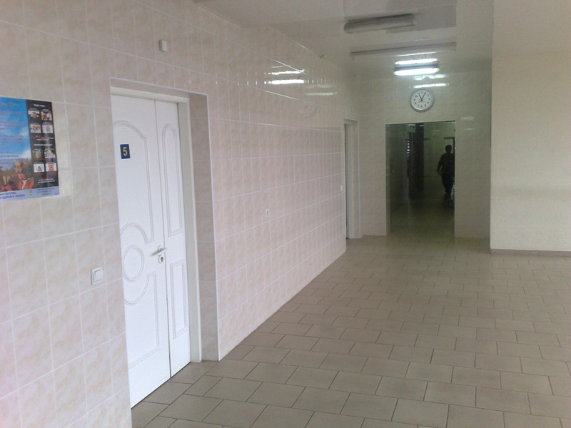 Двері в палату